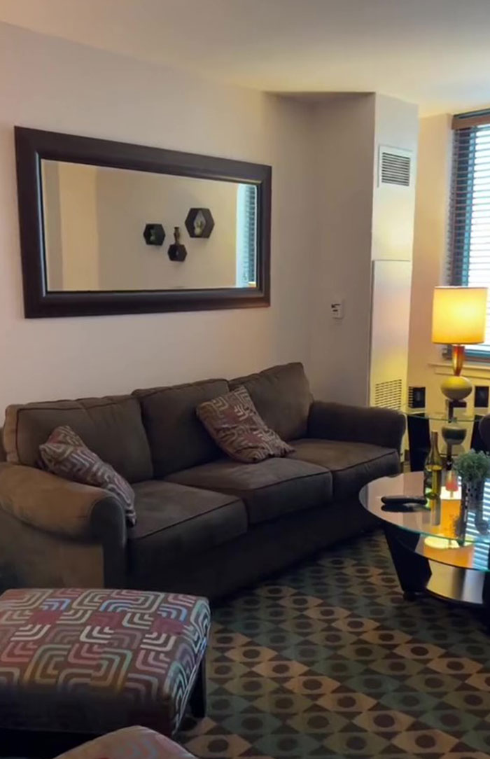 Flight Attendant Discloses 15 &lsquo;Secrets&rsquo; About The Job That Most Passengers Probably Don&rsquo;t Know About