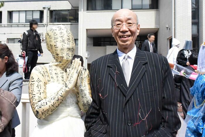 Kyoto-University-Graduation-Outfits