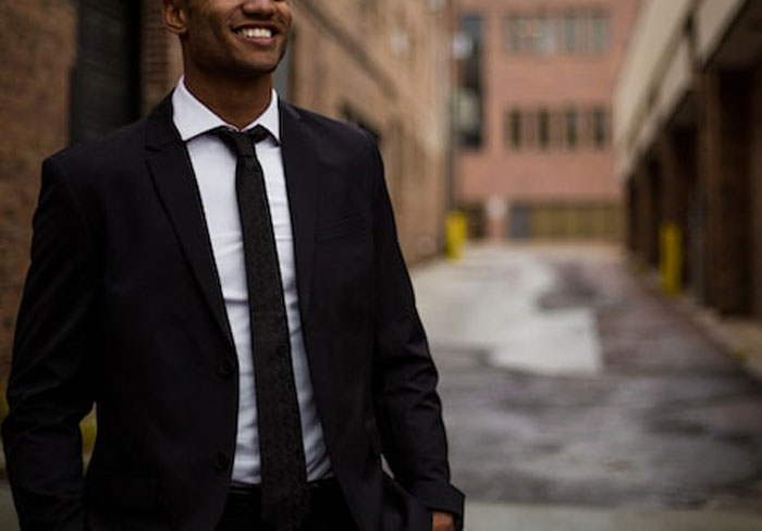 Men Are Outing Toxic Guys By Sharing The Subtle Red Flags Women Should Be Cautious About