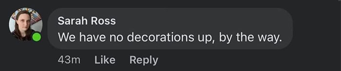 Potatoes For Trick-Or-Treaters Become An Instant Hit In This Neighborhood, People Chime In With The Weirdest Halloween Treats They've Seen