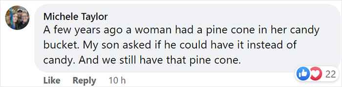 Potatoes For Trick-Or-Treaters Become An Instant Hit In This Neighborhood, People Chime In With The Weirdest Halloween Treats They've Seen