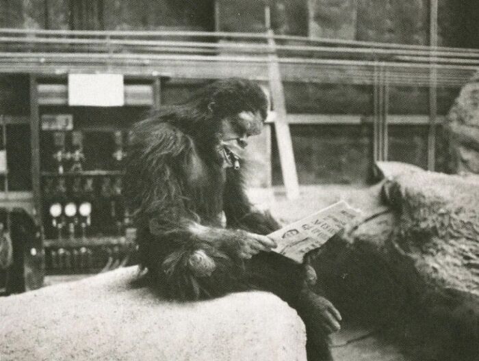 Relaxing Between Takes On 2001: A Space Odyssey