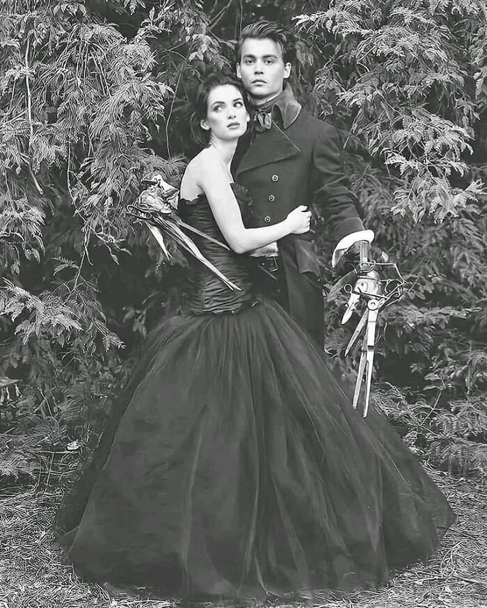 Johnny Depp And Winona Ryder On The Set Of Edward Scissorhands