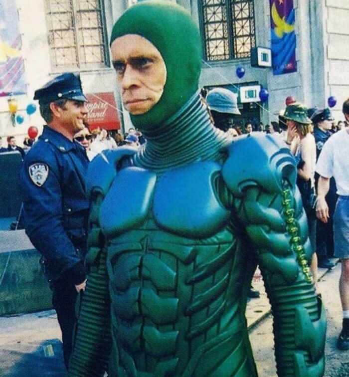 Willem Dafoe On The Set Of 'Spider-Man'