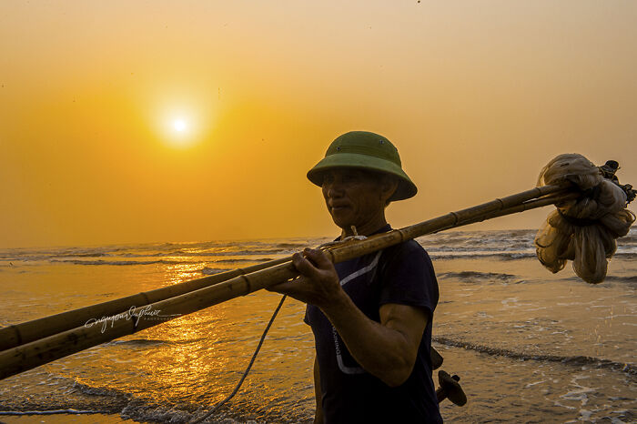 I Photographed Fishermen, Who Use Stilts For Inshore Fishing