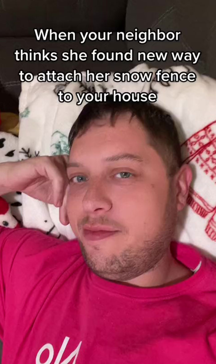 &ldquo;Looks Like We Got Karen As A Neighbor&rdquo;: Man Gets Into A War With Neighbor Who Zip-Tied Her Snow Fence To His Gutters