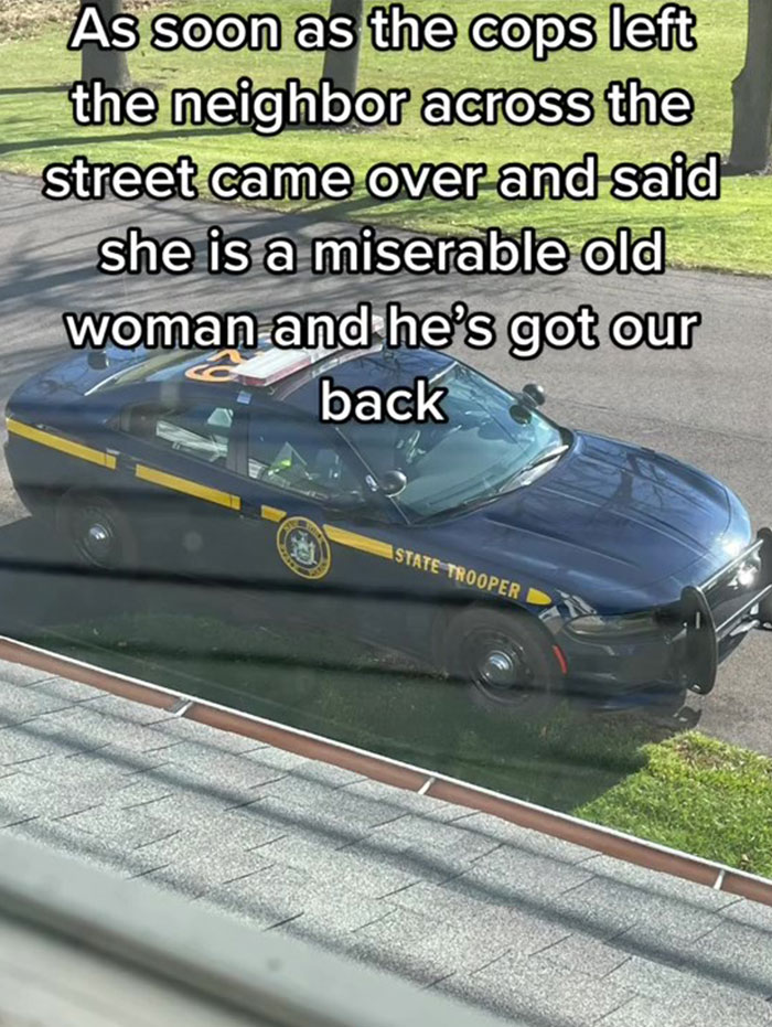 &ldquo;Looks Like We Got Karen As A Neighbor&rdquo;: Man Gets Into A War With Neighbor Who Zip-Tied Her Snow Fence To His Gutters