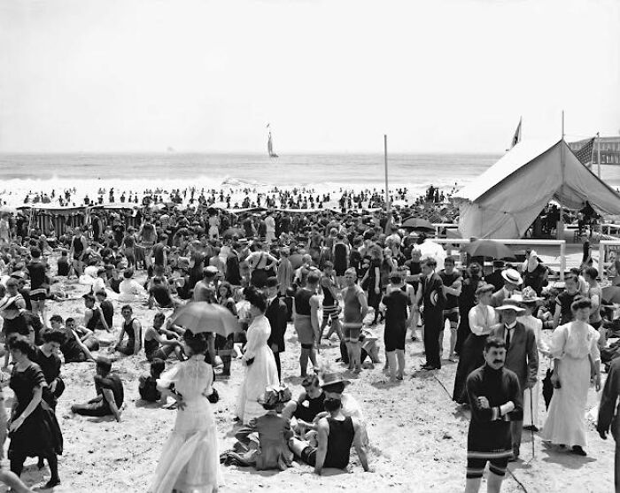 The Bathing Hour, Atlantic City, New Jersey, 1900s
