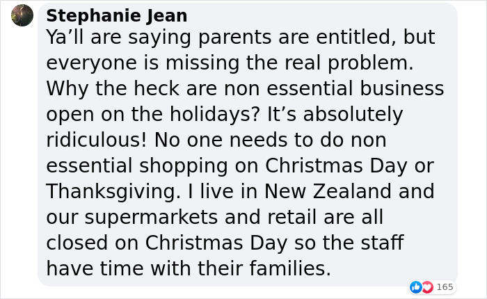 Woman Reminds Everyone That Childfree People Also Have Families After Being Asked To Give Up Her Holiday For A Coworker That Has Kids Woman Reminds Everyone That Childfree People Also Have Families After Being Asked To Give Up Her Holiday For A Coworker That Has Kids