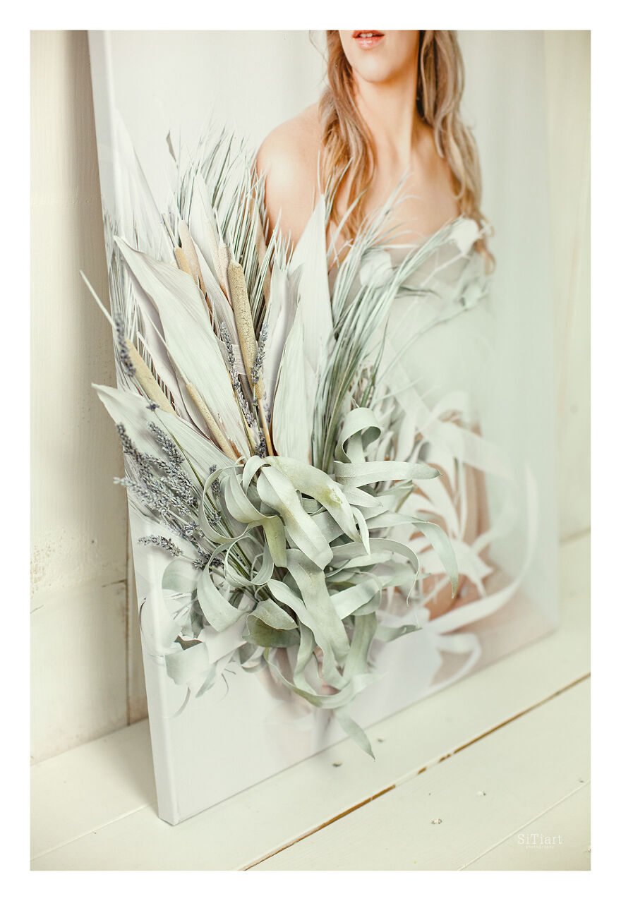 A Fellow Florist And I, The Photographer, Made 11 Portraits Of Months Using Live Flowers To Highlight The Genuineness Of Each Season