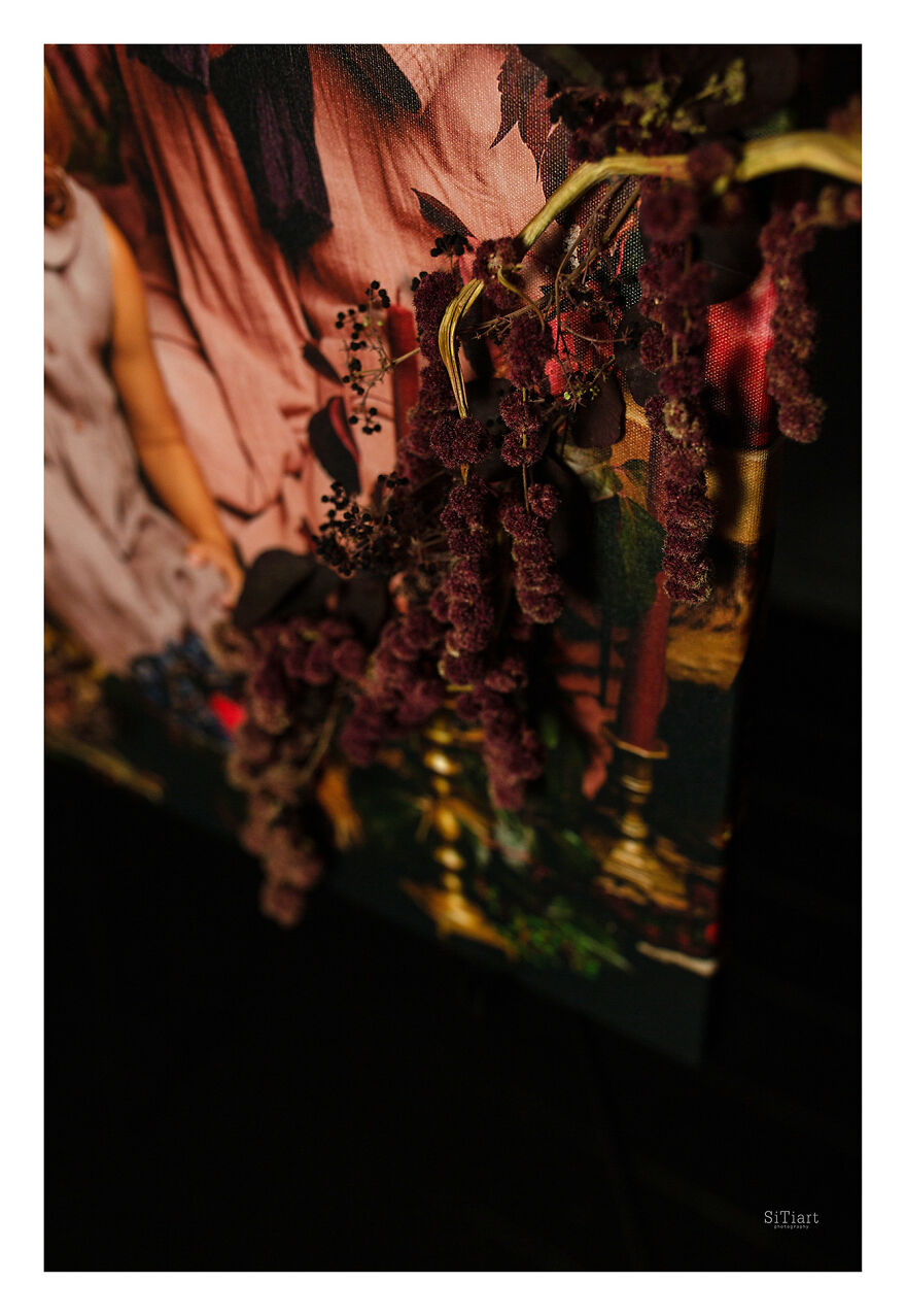 A Fellow Florist And I, The Photographer, Made 11 Portraits Of Months Using Live Flowers To Highlight The Genuineness Of Each Season