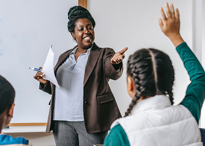 35 Times People Just Had To "Take One For The Team", As Shared In This Online Thread