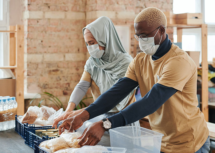 35 Times People Just Had To "Take One For The Team", As Shared In This Online Thread