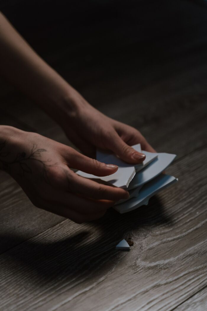 Throwing Of Broken Dishes, Denmark