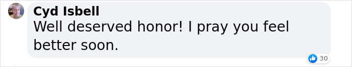 People Are Cheering On Christina Applegate For Appearing In Public For The First Time After Her MS Diagnosis To Uncover Her Hollywood Star Of Fame