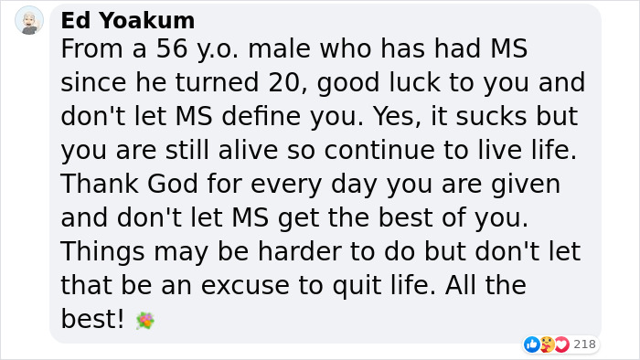 People Are Cheering On Christina Applegate For Appearing In Public For The First Time After Her MS Diagnosis To Uncover Her Hollywood Star Of Fame
