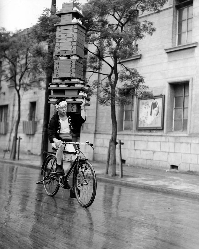 Soba Noodle Delivery In Tokyo, 1935