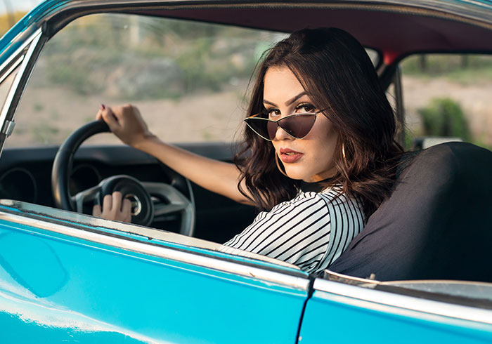 35 People Who Dated Rich Share The Most Surprising Things They Learned