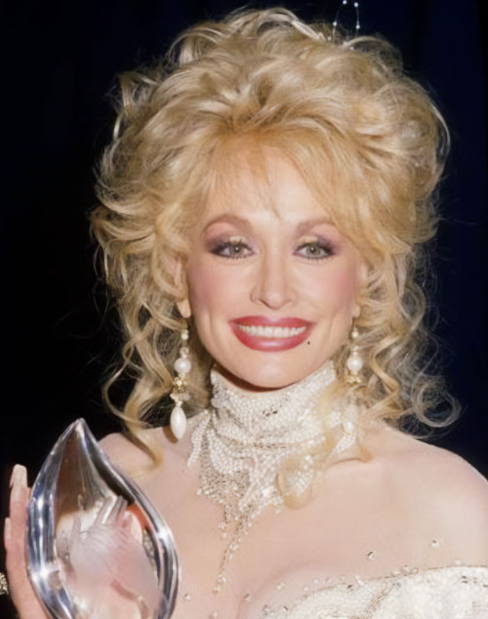 "Became Very Arrogant": 40 People Who Knew Celebrities Before They Were Famous Reveal What They Were Like