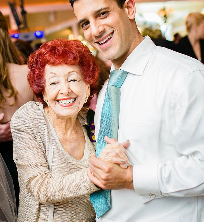 30 Daughters Share What Their Fathers Didn't Know While They Were Growing Up