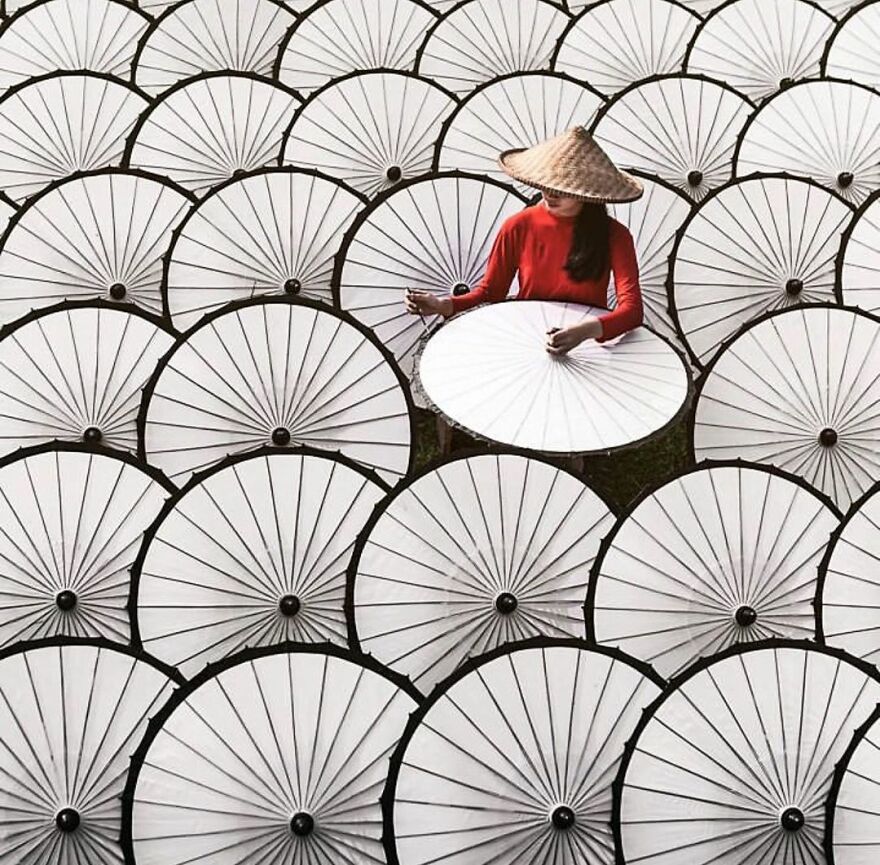 This Instagram Account Features Amusing Street Photographs And Has More Than 500 Thousand Followers (95 New Pics)