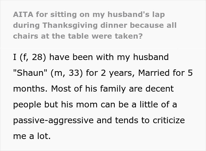 Woman Sits On Husband's Lap During Thanksgiving, Making It Very Awkward For His Mom And His Ex That She Invited To The Dinner