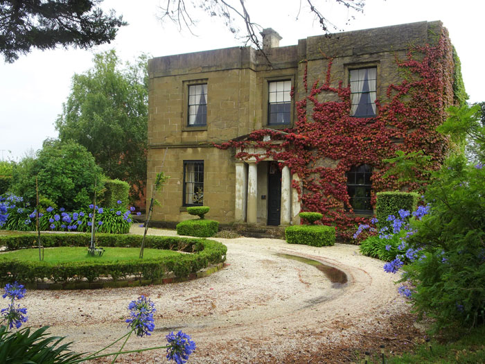 People Online Approve Of This Homeowner&rsquo;s Decision To Walk Away From A Conflict With Tenants By Selling The House