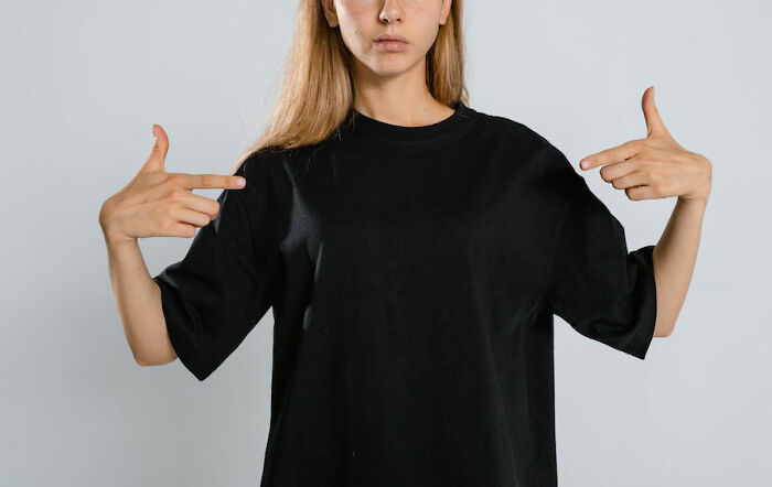 “What Screams Insecurity But Most People Don’t Realize It?” (30 Answers)