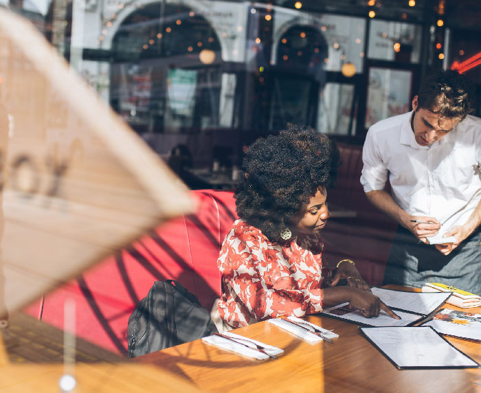 30 Restaurant Red Flags That Chefs Say You Shouldn't Ignore