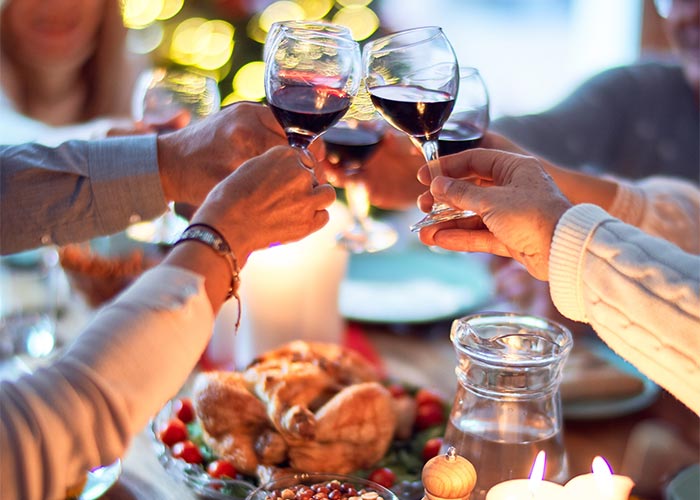 Woman Expects All Family Members To Follow Her New Rules For Family Thanksgiving, Gets Uninvited Instead Woman Expects All Family Members To Follow Her New Rules For Family Thanksgiving, Gets Uninvited Instead