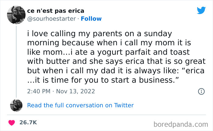 Tweet from a woman humorously comparing conversations with her mom and dad, showcasing funny tweets from women.