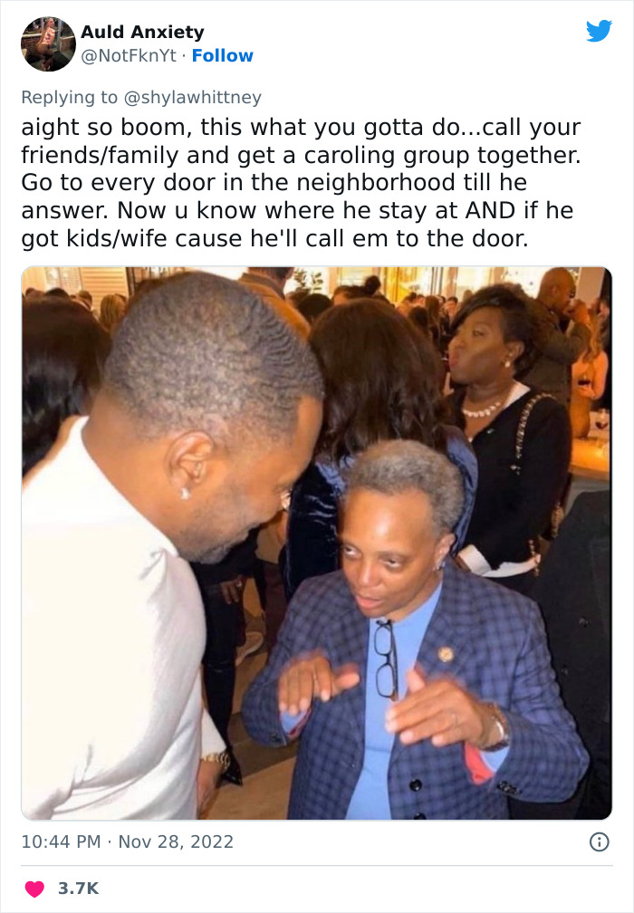 This Woman Has A Real-Life Hallmark Movie Moment, And Folks Online Are Enjoying It