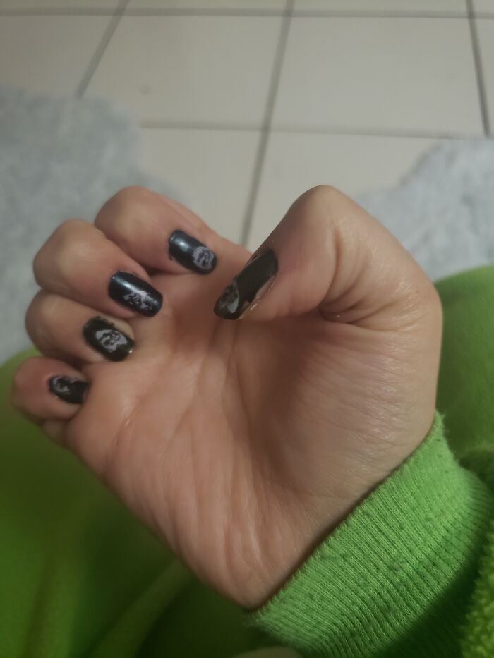 Victorian Dinosaur Heads, Because Why Not?