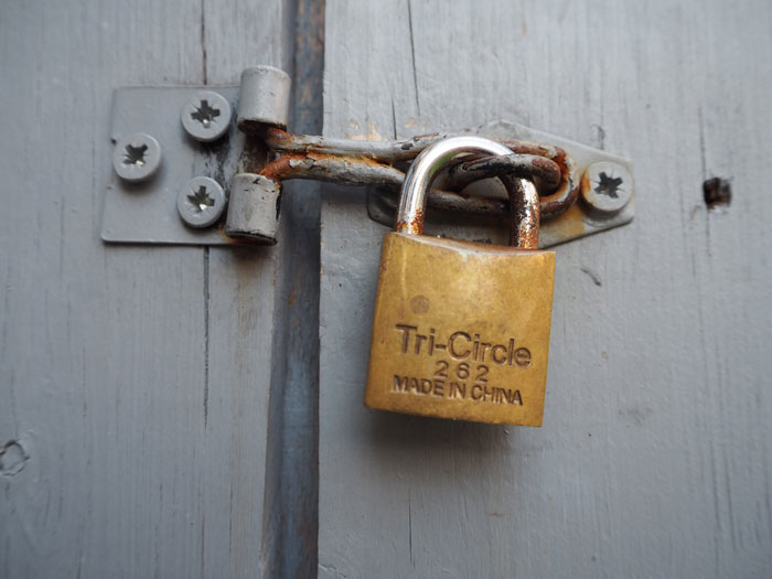 Woman Puts A Lock On Her Home Office Because Of Her Husband&rsquo;s Constant Interrupting, Later Learns He Removed It