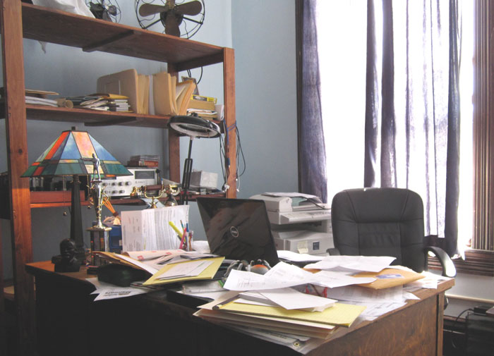 Recently Fired Employee Gets Pro Revenge On Law Firm Owner After Finding Out He Screwed Over His Whole Team