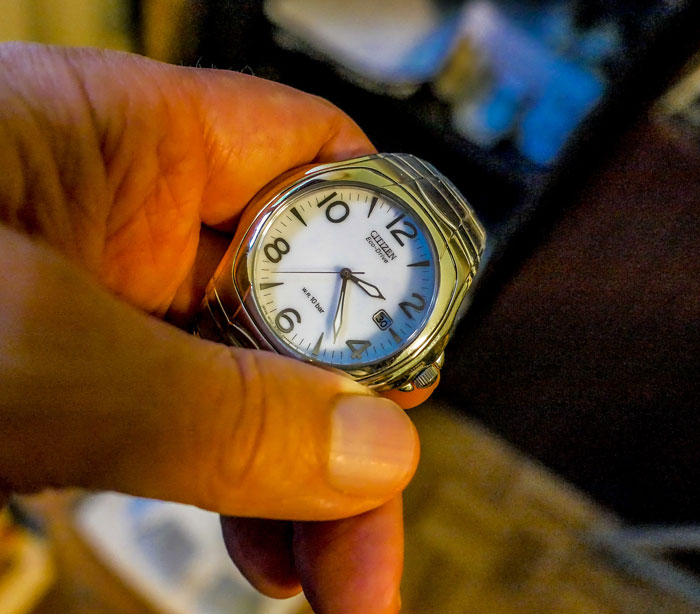 People Applaud This Worker Who Maliciously Complied With Boss&rsquo;s Demands To Work 9 To 6 After Getting Scolded For Leaving 10 Minutes Early