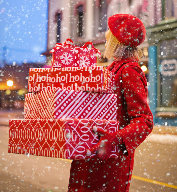 19 Y.O. Discovers Parents Got Gifts For His Sibling Despite Agreeing Not To Get Gifts For Anyone, Says He Won&rsquo;t Come Home For Christmas