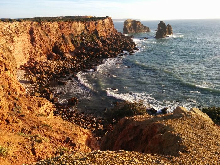 29 Creepy, Scary Or Unpleasant Experiences Solo Travelers In This Online Group Went Through