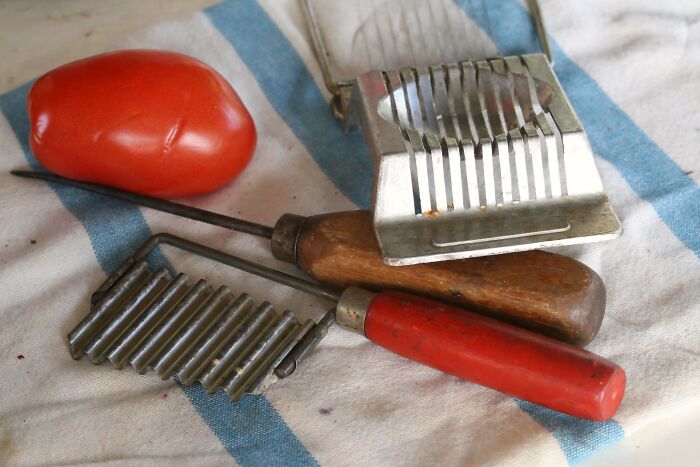 30 People Online Unveil 'Tricks' That Make Matters Easier In Their Kitchen