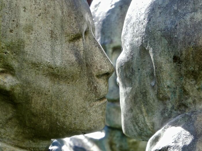 30 Things Some Women Do That Men Still Find Puzzling, As Shared In This Online Group