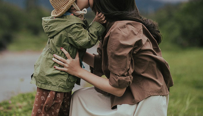 Woman Can’t Forgive Her Sister Who Slept With Her Husband While She Was Losing A Baby, Refuses To Be An Aunt To Her Children Woman Can’t Forgive Her Sister Who Slept With Her Husband While She Was Losing A Baby, Refuses To Be An Aunt To Her Children