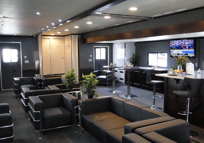 People Applaud This Worker Who Maliciously Complied With Boss&rsquo;s Demands To Work 9 To 6 After Getting Scolded For Leaving 10 Minutes Early