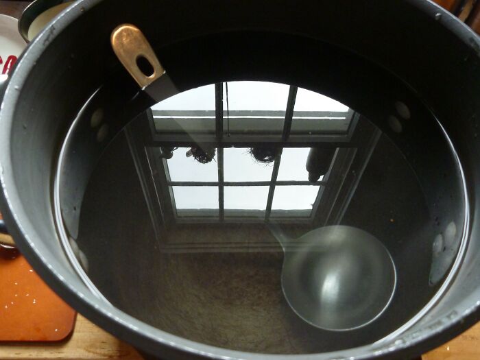 30 People Online Unveil 'Tricks' That Make Matters Easier In Their Kitchen