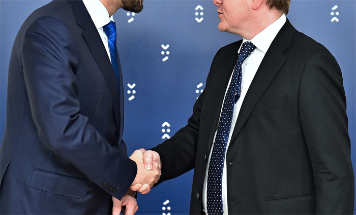 35 People Answer "What Is The Most Important/Biggest Unspoken Rule You Know?”