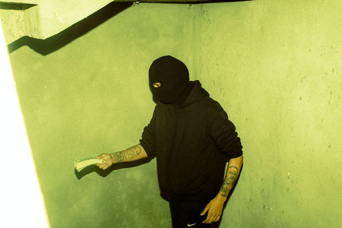 &ldquo;Me And My Girlfriend Were Robbed And How She Acted During Makes Me Want To Dump Her&rdquo;