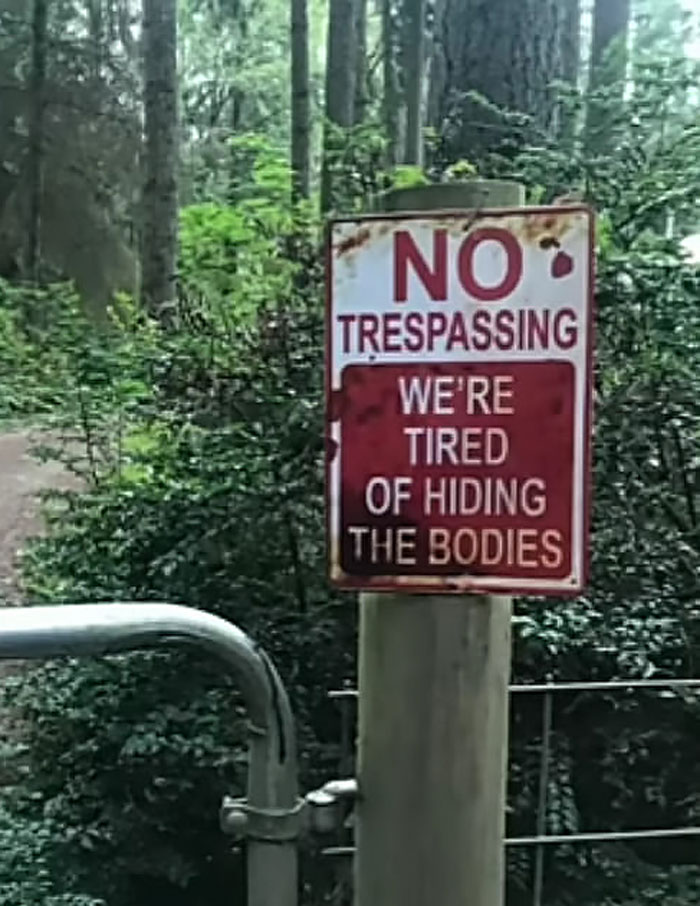 Nonsense-Weird-Signs-Facebook