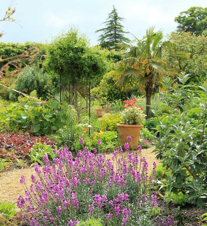 30 Examples Of Privileges That Rich People Have That They Don’t Understand To Be A Privilege