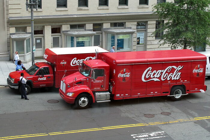 25 Personas que ganaron dinero tan fácilmente que tenían que compartir sus historias