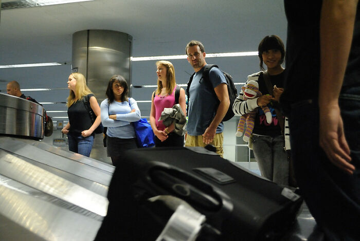 30 Airport Hacks And Tips To Make Your Flight As Effortless As Possible