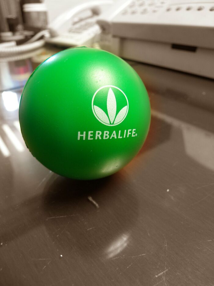 This Viral Thread Has People Pointing Out The Biggest ‘Traps’ In Life That Many Fall Into, And Here Are 30 Of Them